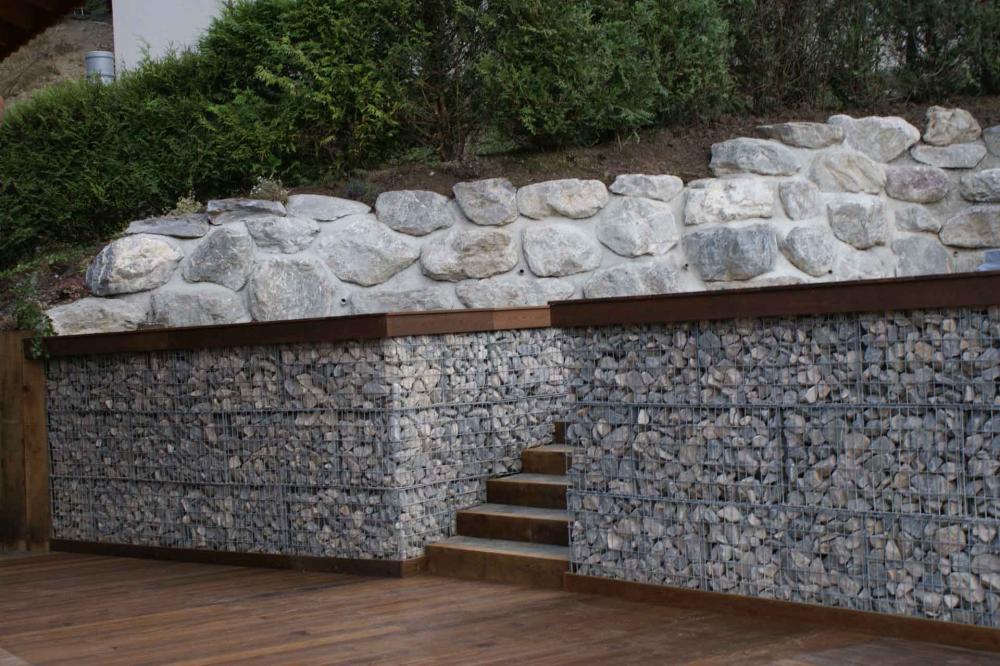 Mur de soutènement près de Publier